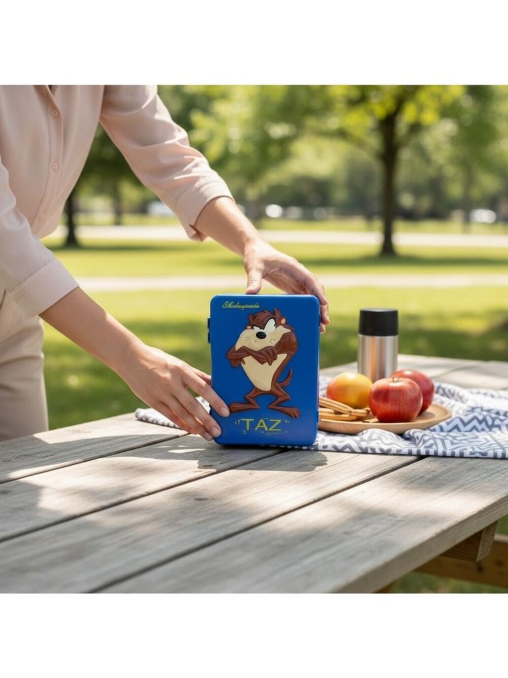 Vintage Shakespeare Looney Tunes Tasmanian Devil TAZ Child’s Fishing Tackle Box